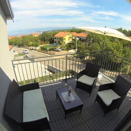 Apartmani Zaric Malinska Buitenkant foto