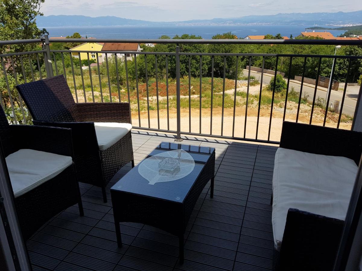 Apartmani Zaric Malinska Buitenkant foto
