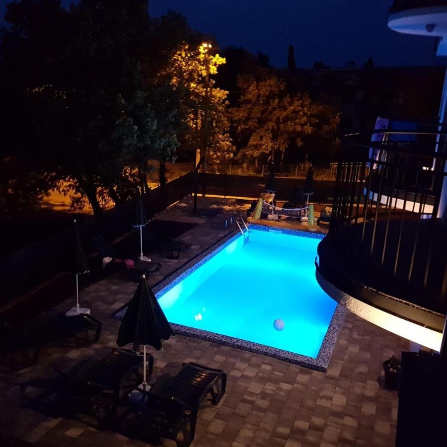 Apartmani Zaric Malinska Buitenkant foto