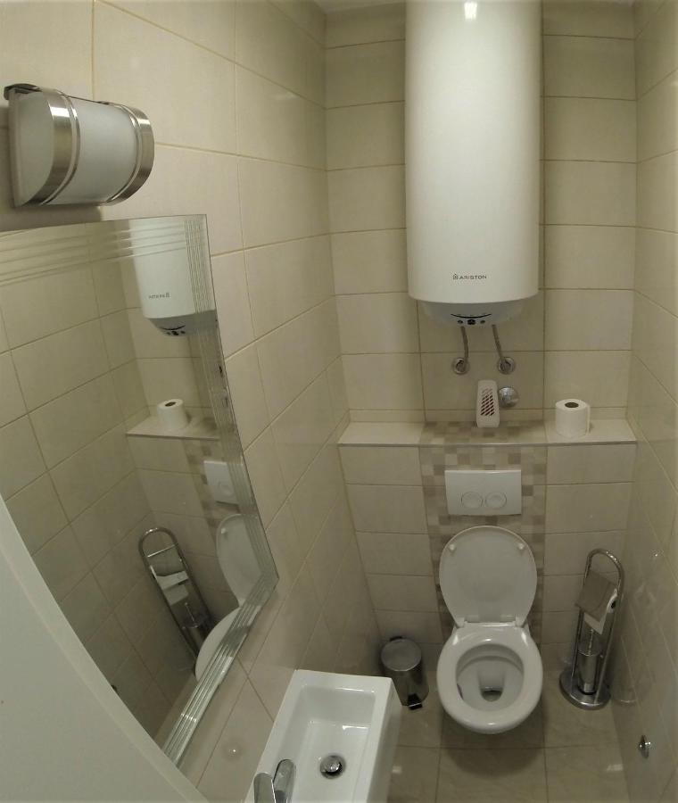 Apartmani Zaric Malinska Buitenkant foto